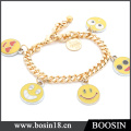 Vente en gros Bracelet personnalisé Emoji Charm en Zinc Alloy Material